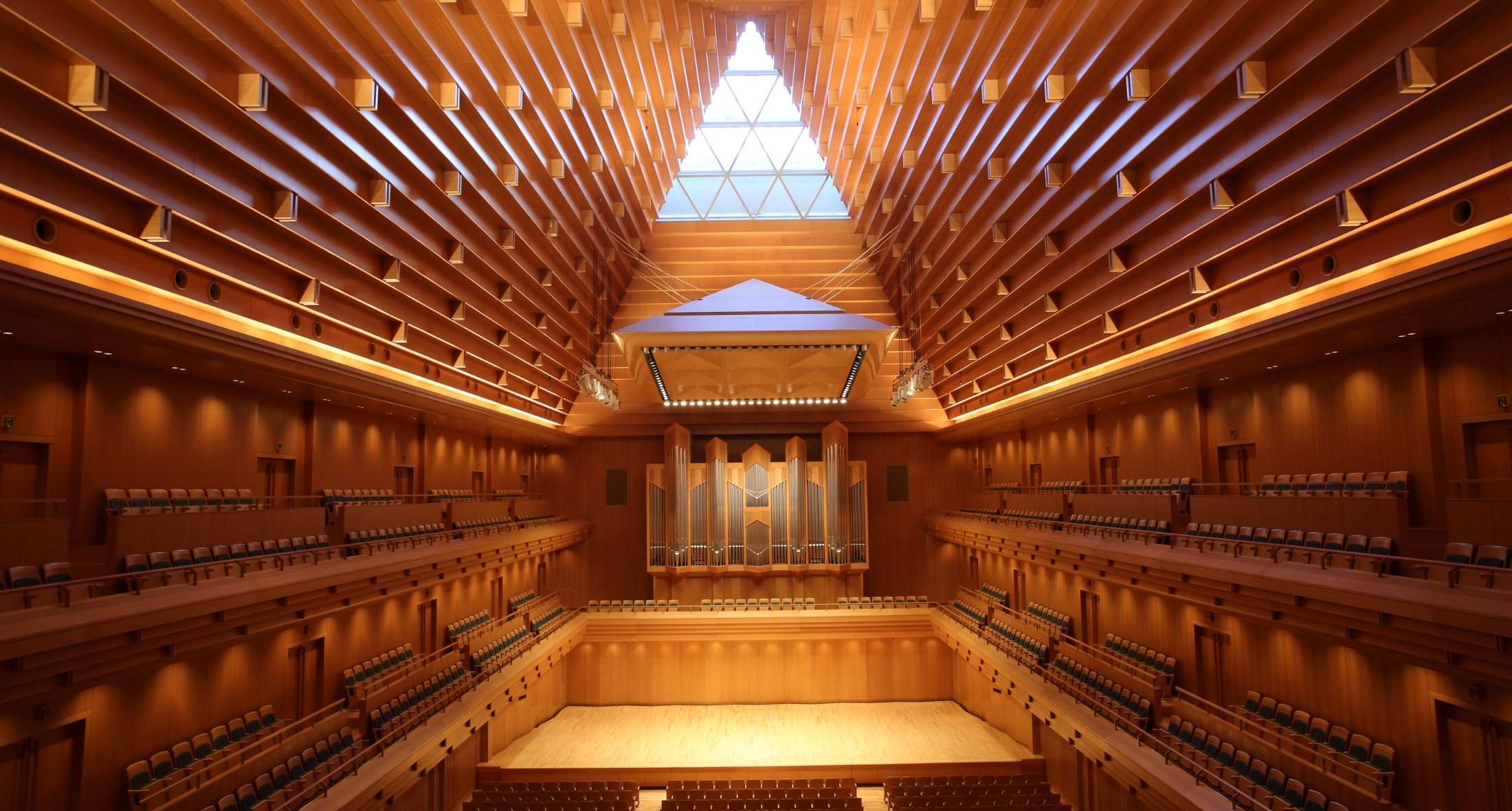 🎵 도쿄 오페라 시티 콘서트홀: 다케미쓰 메모리얼 (도쿄 오페라시티 콘사토호루: 타케미츠 메모리아루) 이미지 1